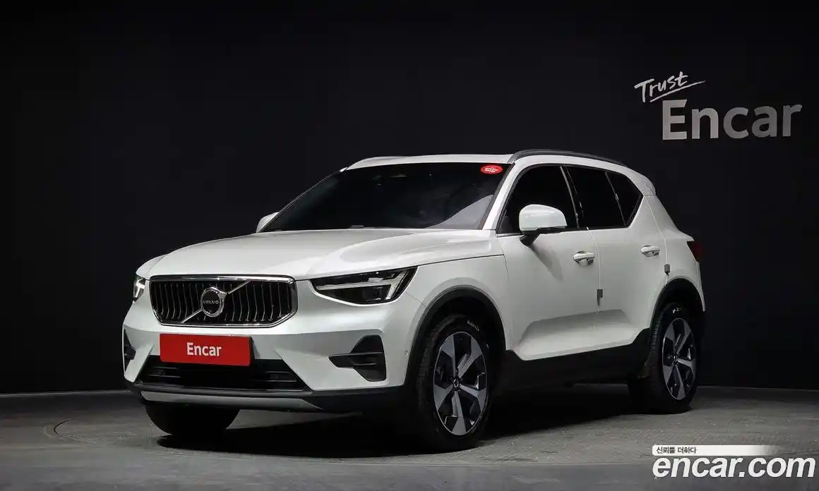 Volvo XC40 2024 2.0 Автомат в Москве № 230391, фото 6
