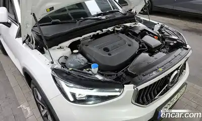 Volvo XC40 2024 2.0 Автомат в Москве № 230391, миниатюра 9