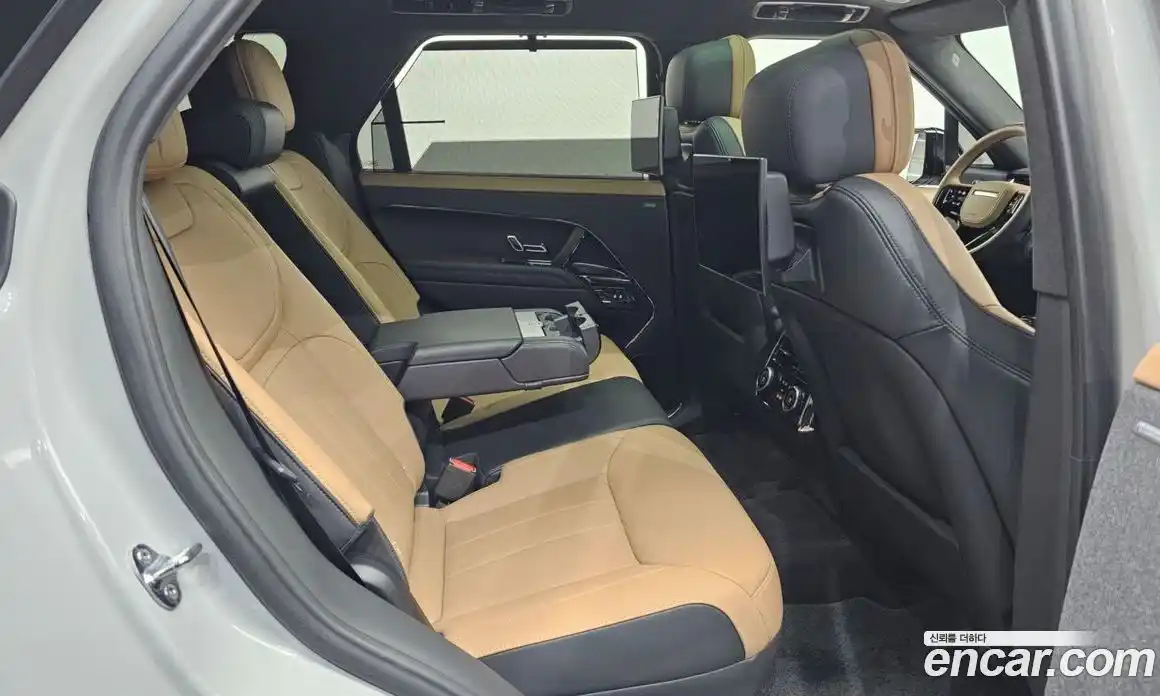 Land Rover Range-Rover Sport 2024 3.0 Автомат в Москве № 231252, фото 11