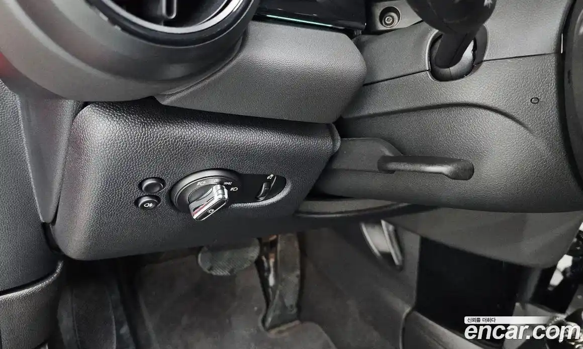 Mini Cooper 2022 1.5 Автомат в Москве № 231398, фото 16