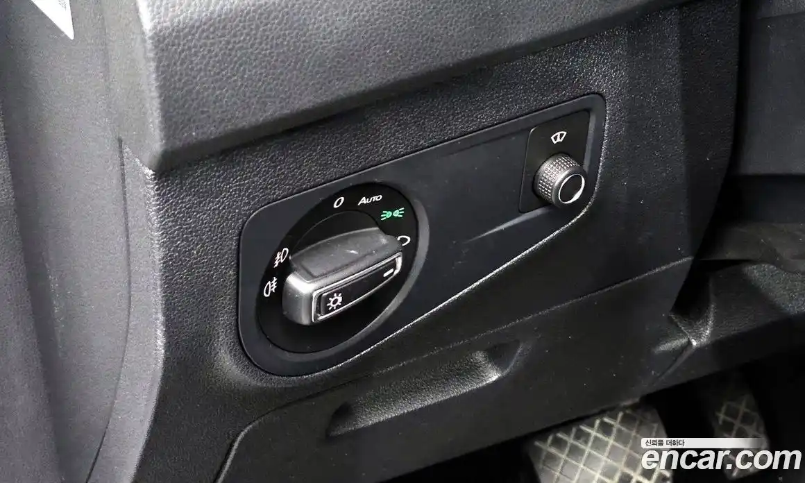 Volkswagen Tiguan 2018 2.0 Автомат в Москве № 232233, фото 18