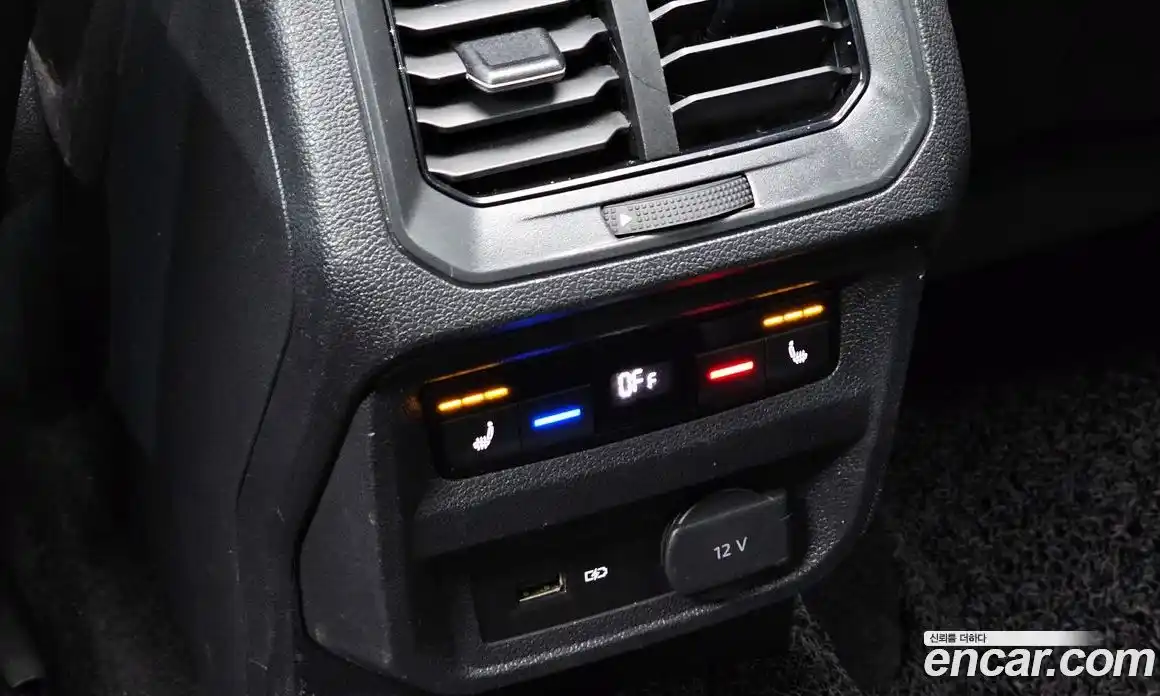 Volkswagen Tiguan 2018 2.0 Автомат в Москве № 232233, фото 8