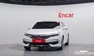 Honda Accord 2017 2.4 Автомат в Москве № 232850, миниатюра 3