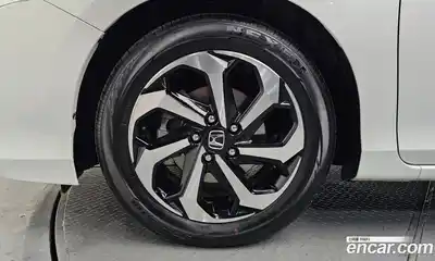 Honda Accord 2017 2.4 Автомат в Москве № 232850, миниатюра 5