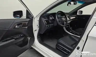 Honda Accord 2017 2.4 Автомат в Москве № 232850, миниатюра 10