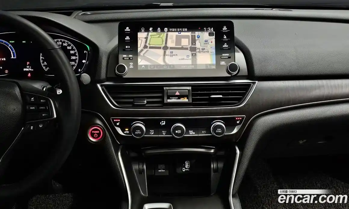 Honda Accord 2019 2.0 Автомат в Москве № 232933, фото 3