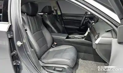 Honda Accord 2019 2.0 Автомат в Москве № 232933, миниатюра 7