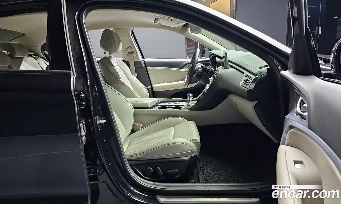 Genesis G70 2020 2.2 Автомат в Москве № 23741, фото 17