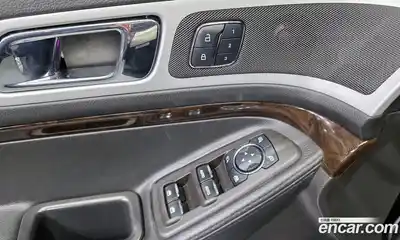 Ford Explorer 2015 3.5 Автомат в Москве № 255557, миниатюра 12