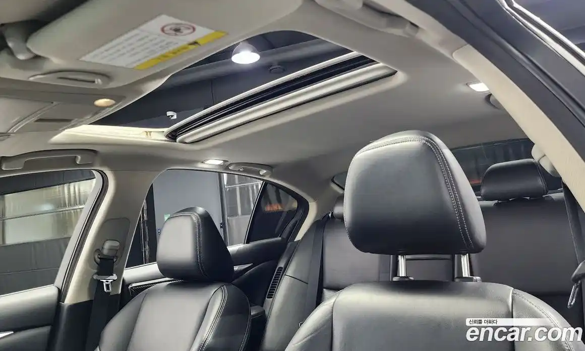 Infiniti Q50 2018 3.5 Автомат в Москве № 256170, фото 18