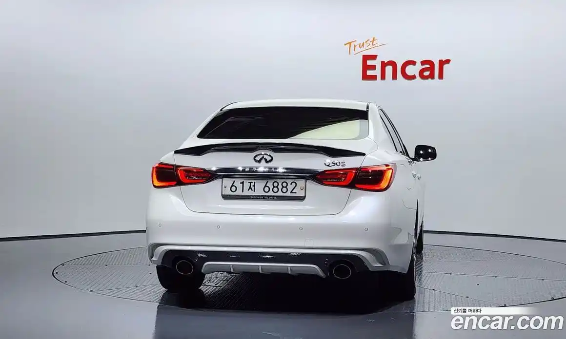 Infiniti Q50 2018 3.5 Автомат в Москве № 256170, фото 4