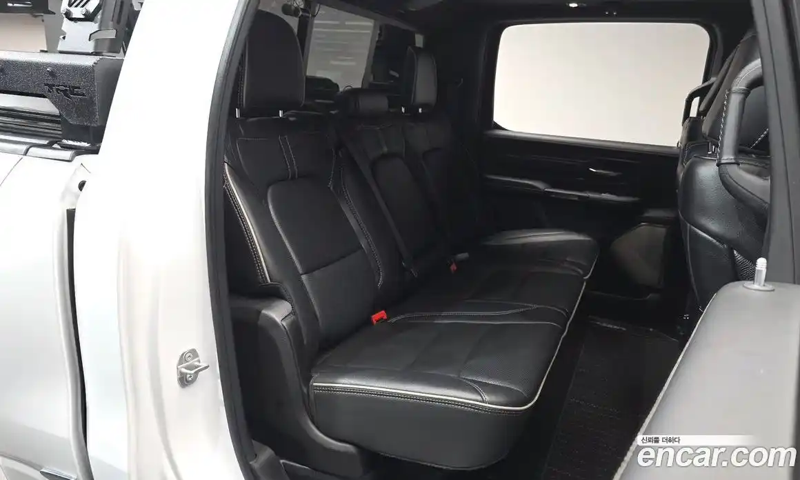 Dodge Ram Pick Up 2021 5.7 Автомат в Москве № 256892, фото 12