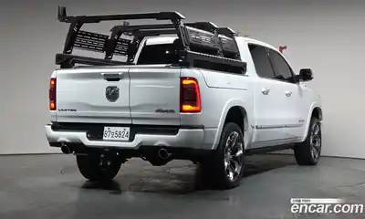 Dodge Ram Pick Up 2021 5.7 Автомат в Москве № 256892, миниатюра 2