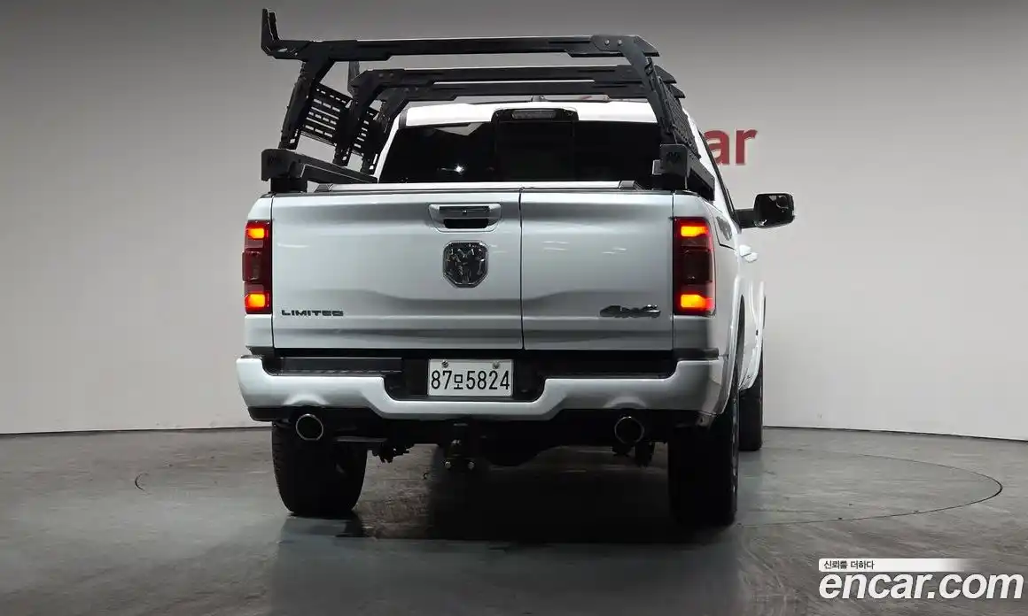 Dodge Ram Pick Up 2021 5.7 Автомат в Москве № 256892, фото 4