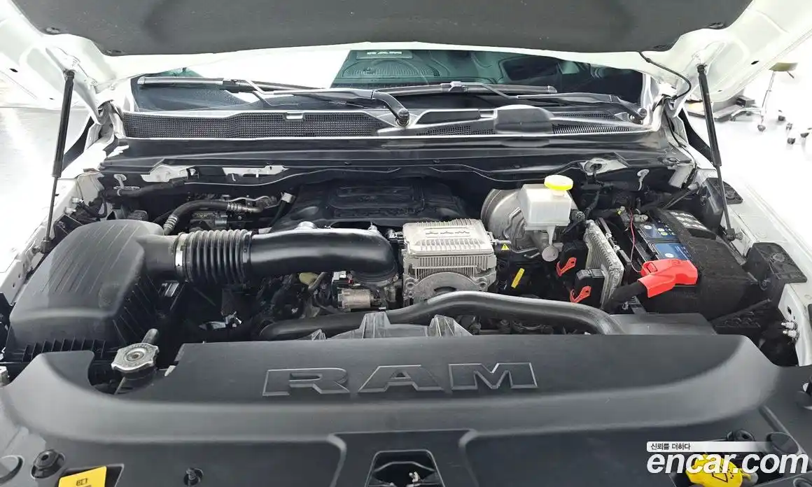 Dodge Ram Pick Up 2021 5.7 Автомат в Москве № 256892, фото 6