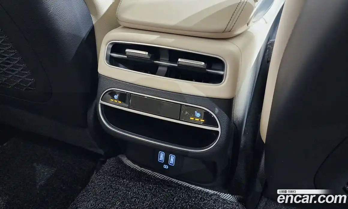 Genesis GV70 2022 2.5 Автомат в Москве № 25834, фото 4