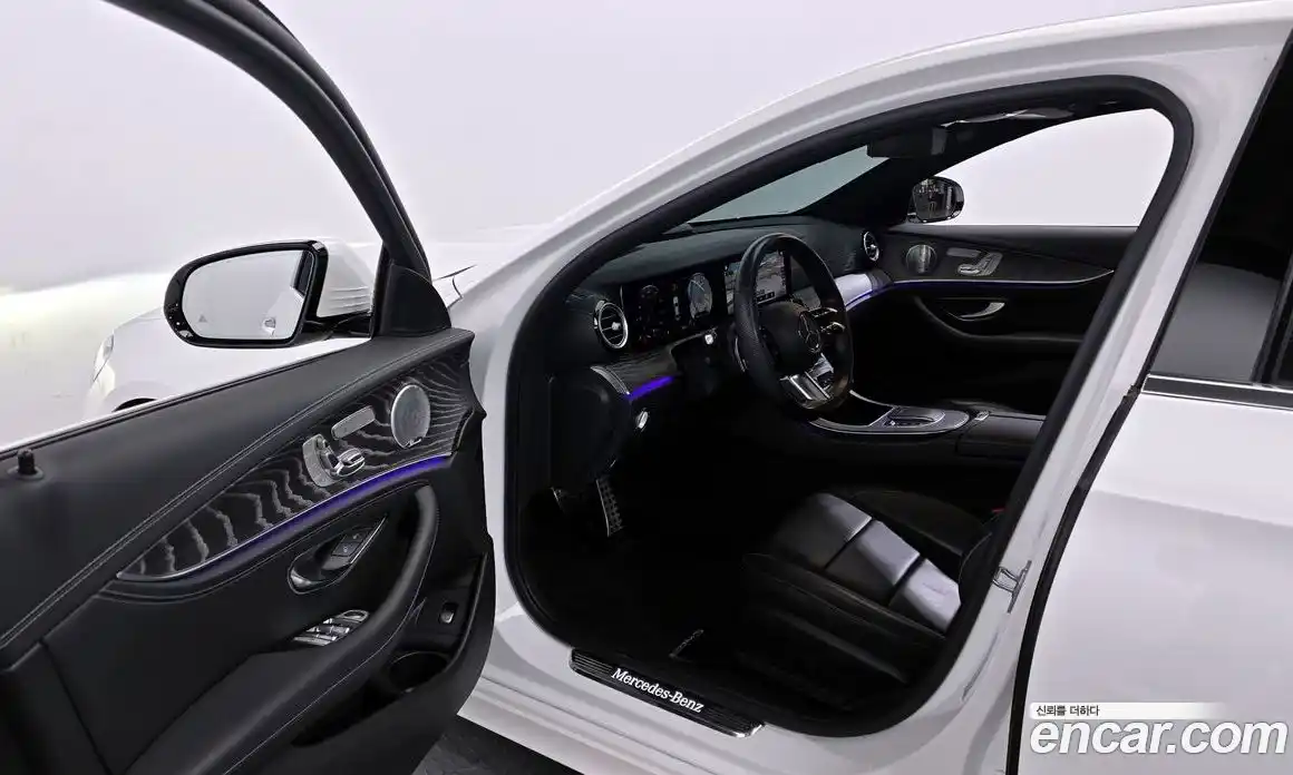 Mercedes-Benz E-Class 2021 2.0 Автомат в Москве № 264239, фото 18