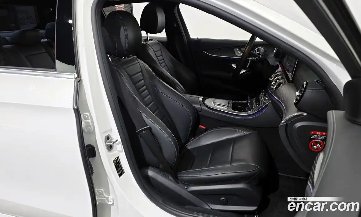 Mercedes-Benz E-Class 2021 2.0 Автомат в Москве № 264239, фото 20