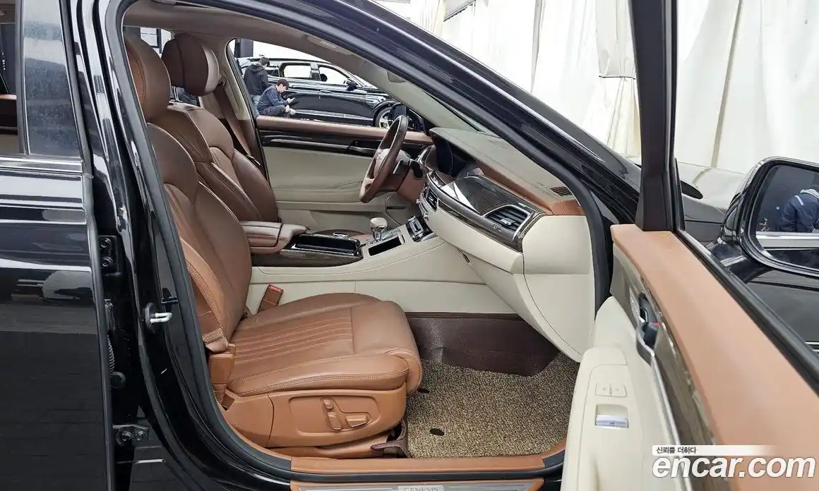 Genesis G90 2019 3.3 Автомат в Москве № 26519, фото 17