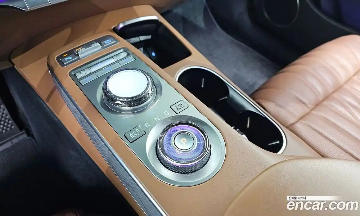 Genesis GV70 2023 2.5 Автомат в Москве № 27445, фото 15