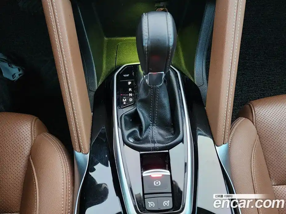 Renault QM6 2022 2.0 Автомат в Москве № 277798, фото 12