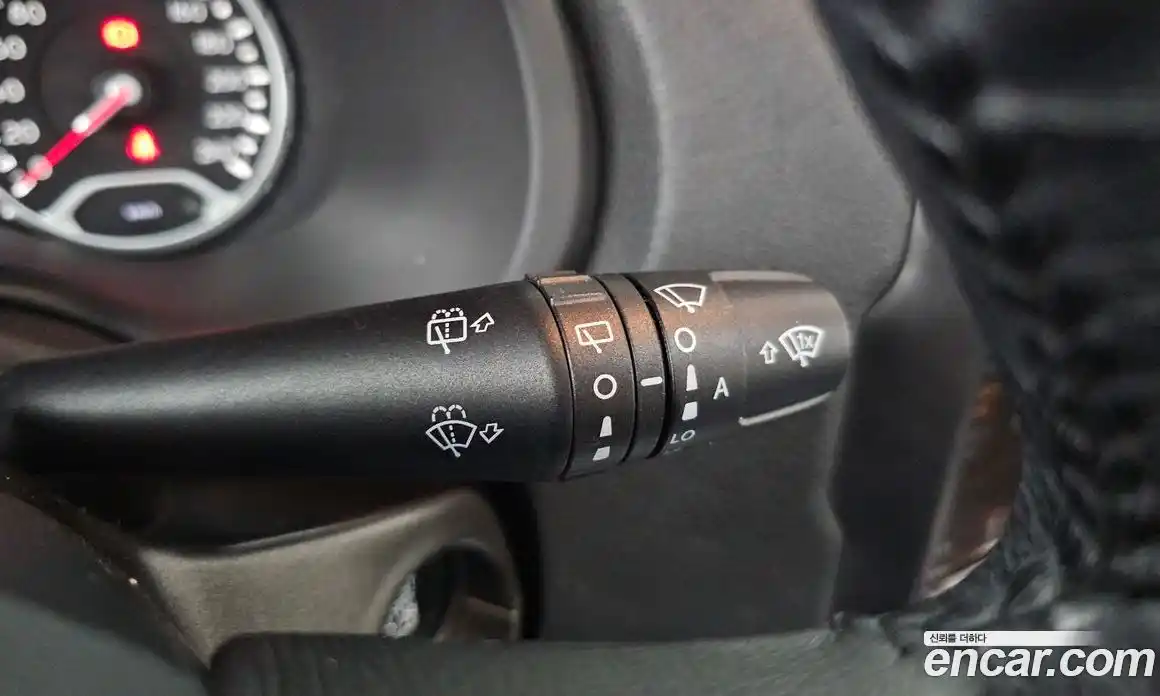 Jeep Renegade 2019 2.4 Автомат в Москве № 278479, фото 16