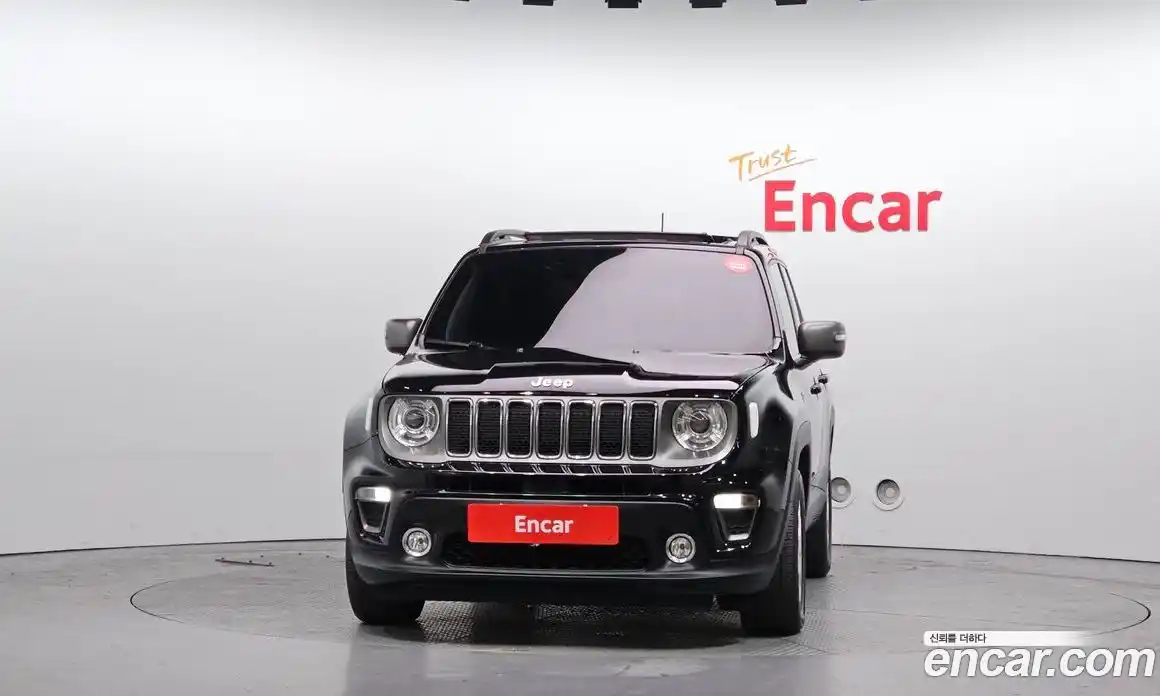 Jeep Renegade 2019 2.4 Автомат в Москве № 278479, фото 18