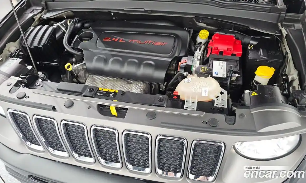 Jeep Renegade 2019 2.4 Автомат в Москве № 278479, фото 3