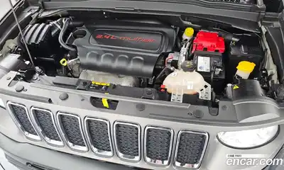 Jeep Renegade 2019 2.4 Автомат в Москве № 278479, миниатюра 3