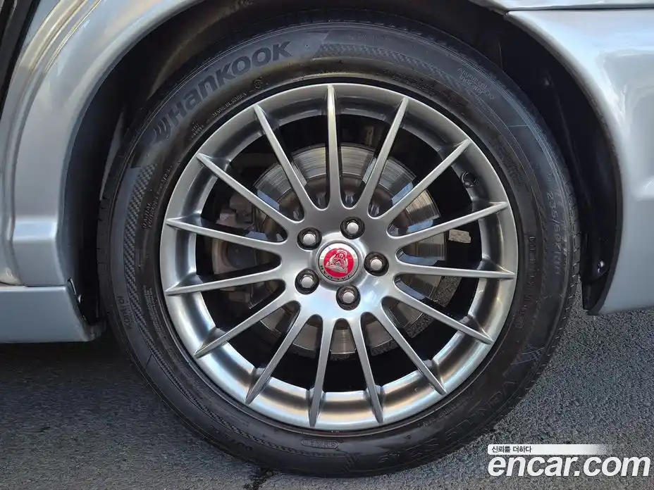 Jaguar XJ 2009 2.7 Автомат в Москве № 283999, фото 19