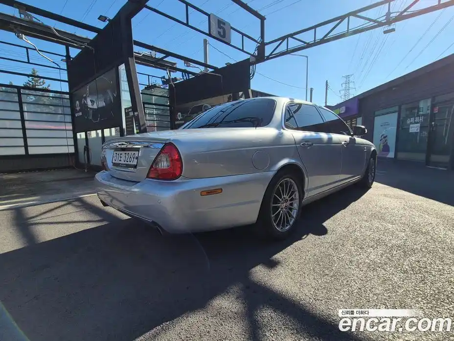 Jaguar XJ 2009 2.7 Автомат в Москве № 283999, фото 6