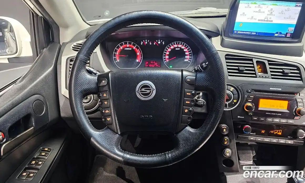 SsangYong Korando 2012 2.0 Автомат в Москве № 29806, фото 15