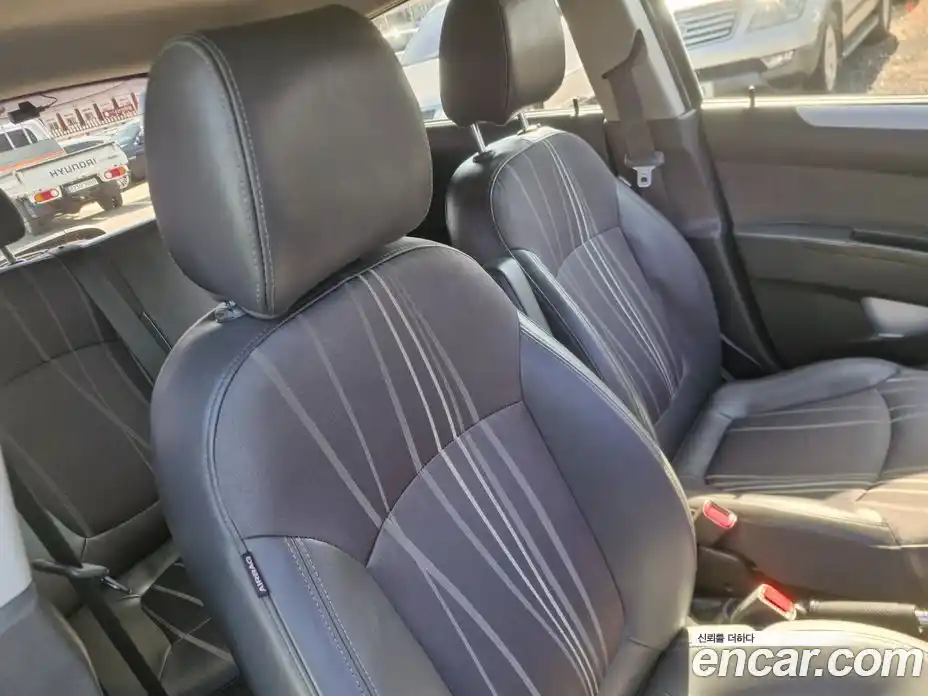 Chevrolet Spark 2014 1.0 Автомат в Москве № 298133, фото 8