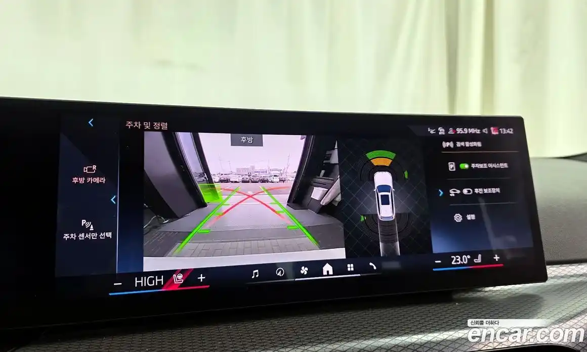 BMW 3-Series 2025 2.0 Автомат в Москве № 302341, фото 14