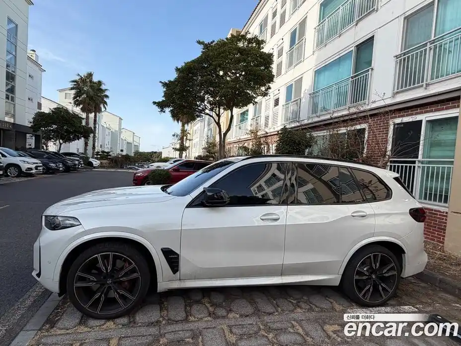 BMW X5 2025 4.4 Автомат в Москве № 302605, фото 3