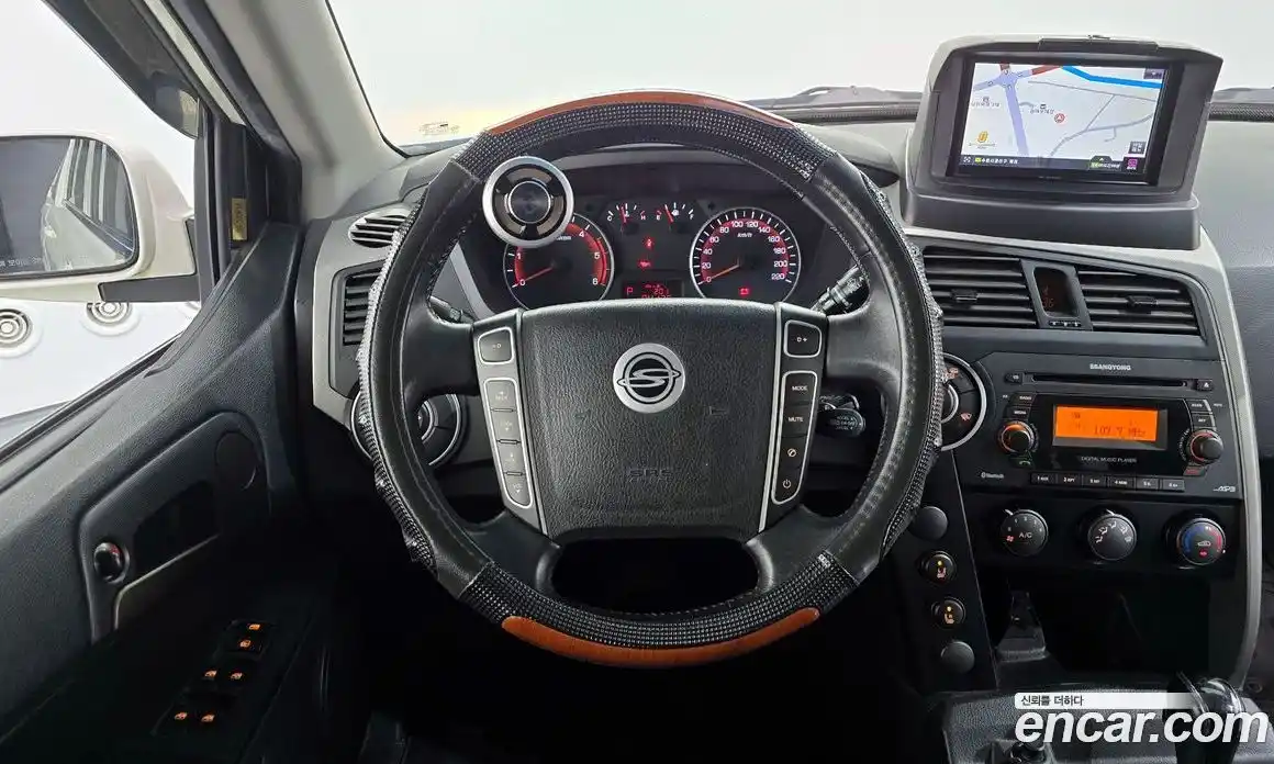 SsangYong Korando 2014 2.0 Автомат в Москве № 30351, фото 13