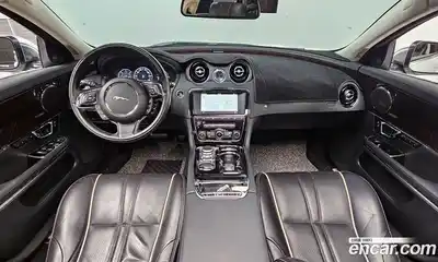 Jaguar XJ 2016 3.0 Автомат в Москве № 305052, миниатюра 9