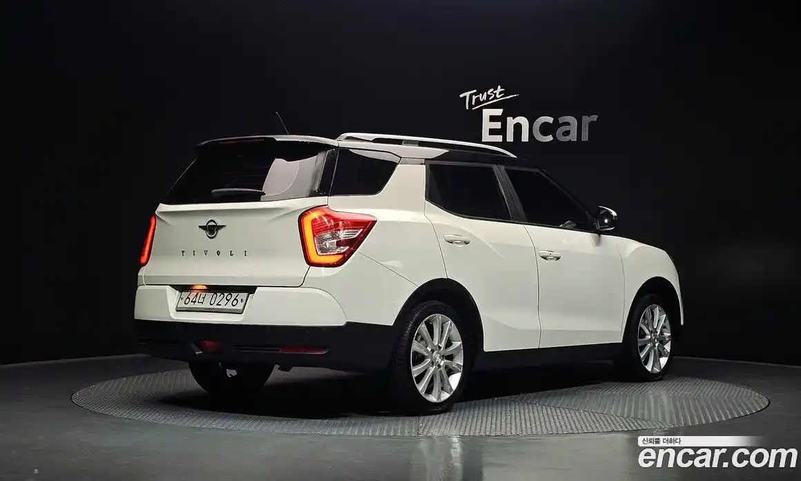 SsangYong TIBOLI 2016 1.6 Автомат в Москве № 309741, фото 16