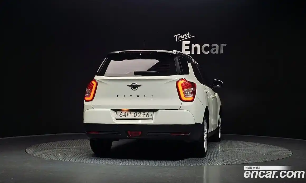 SsangYong TIBOLI 2016 1.6 Автомат в Москве № 309741, фото 6