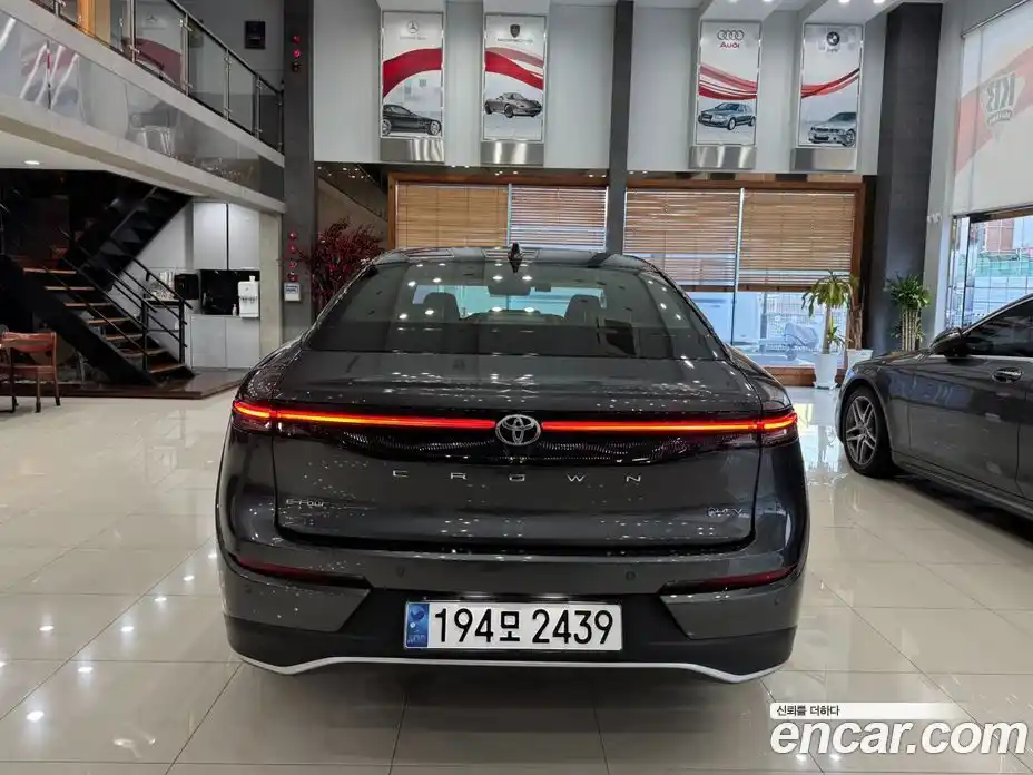 Toyota Crown 2024 2.5 Автомат в Москве № 313814, фото 4