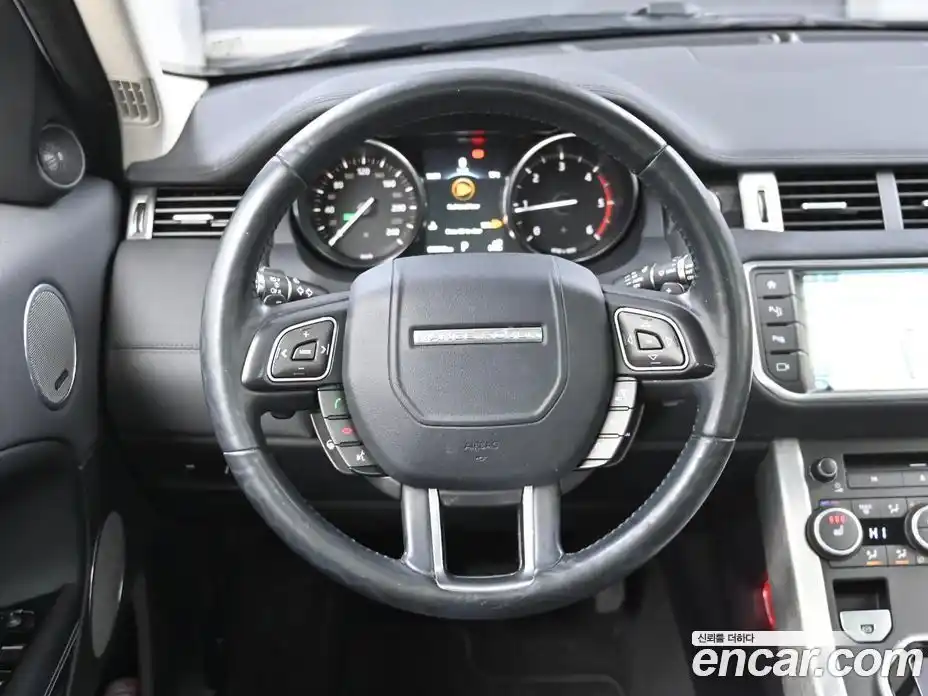 Land Rover Range-Rover Evoque 2016 2.0 Автомат в Москве № 316083, фото 13