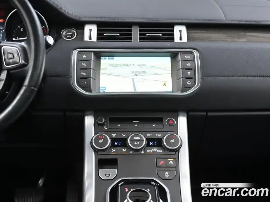 Land Rover Range-Rover Evoque 2016 2.0 Автомат в Москве № 316083, фото 14