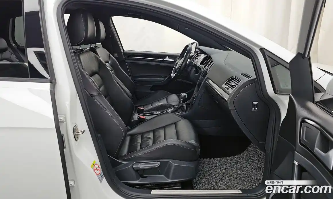 Volkswagen Golf 2015 2.0 Автомат в Москве № 317955, фото 1