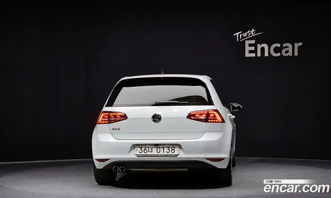 Volkswagen Golf 2015 2.0 Автомат в Москве № 317955, фото 8