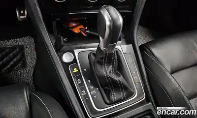 Volkswagen Golf 2015 2.0 Автомат в Москве № 317955, миниатюра 9