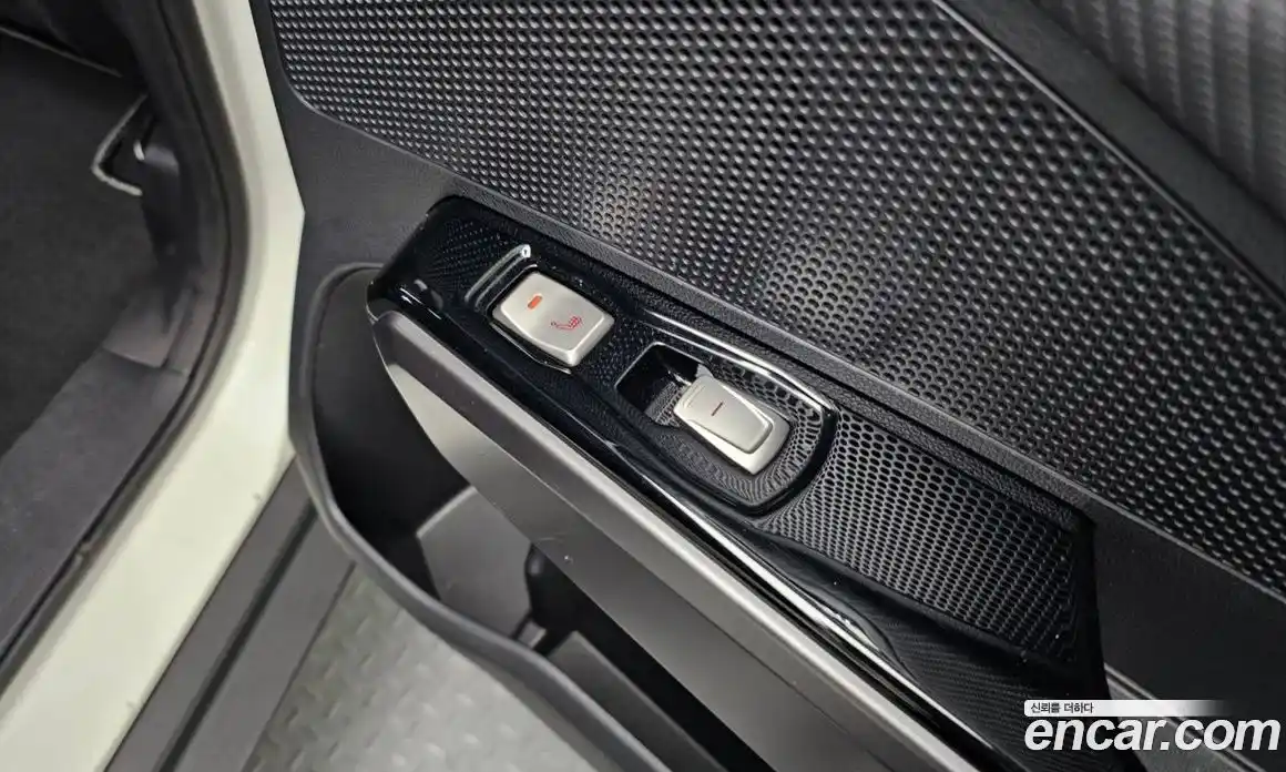 SsangYong TIBOLI 2017 1.6 Автомат в Москве № 323654, фото 12