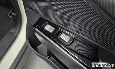 SsangYong TIBOLI 2017 1.6 Автомат в Москве № 323654, миниатюра 12