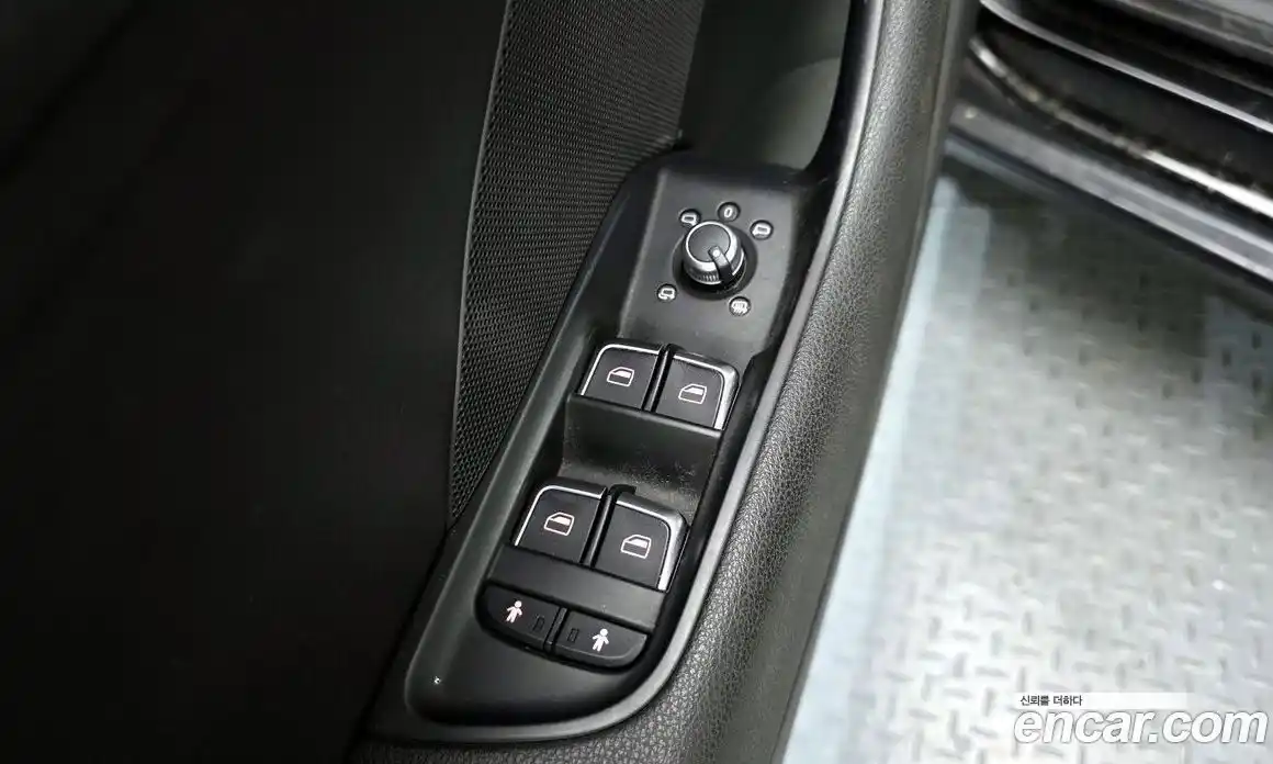 Audi A3 2015 1.6 Автомат в Москве № 325795, фото 14