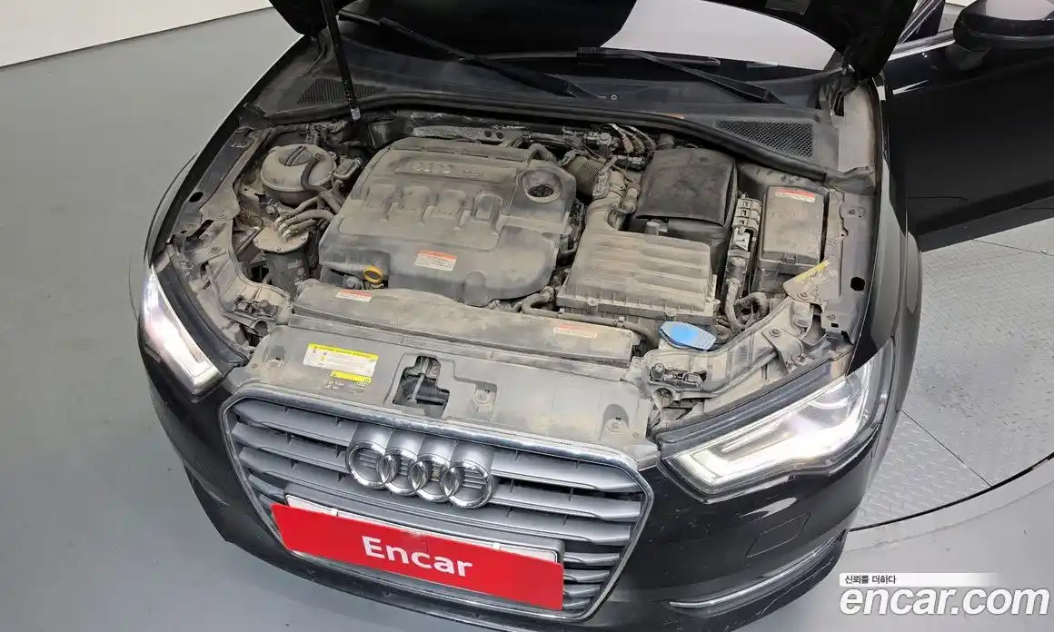 Audi A3 2015 1.6 Автомат в Москве № 325795, фото 6