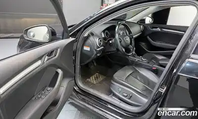 Audi A3 2015 1.6 Автомат в Москве № 325795, миниатюра 10